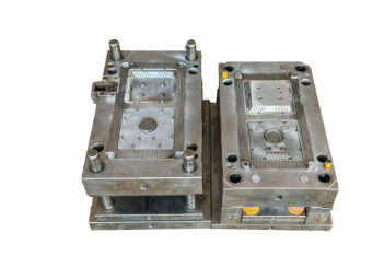 OEM het Sub van de de Injectievorm van de Poortprecisie de Producten Plastic Injectie Elektronische Vormen