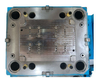 CNC die Hoge Precisie draaien die 2K-Glanzende Injectievorm EDM vormen